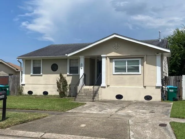 $245,900 | 3244 Continental Drive, Kenner, LA 70065