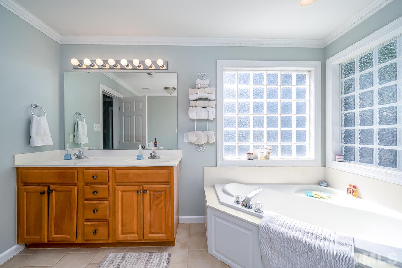 1801 Foxbrook Drive Raleigh, NC 27603 - Photo 14 of 22 Gallery Image 14