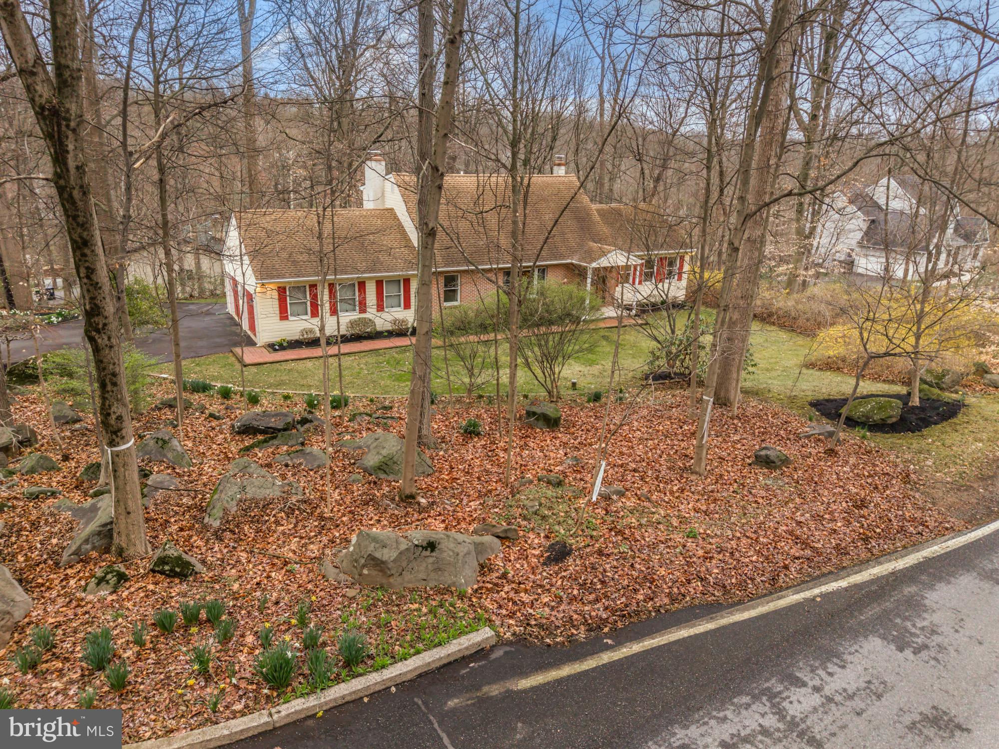 121 Snyder Road Pottstown, PA 19464 - Photo 5 of 49