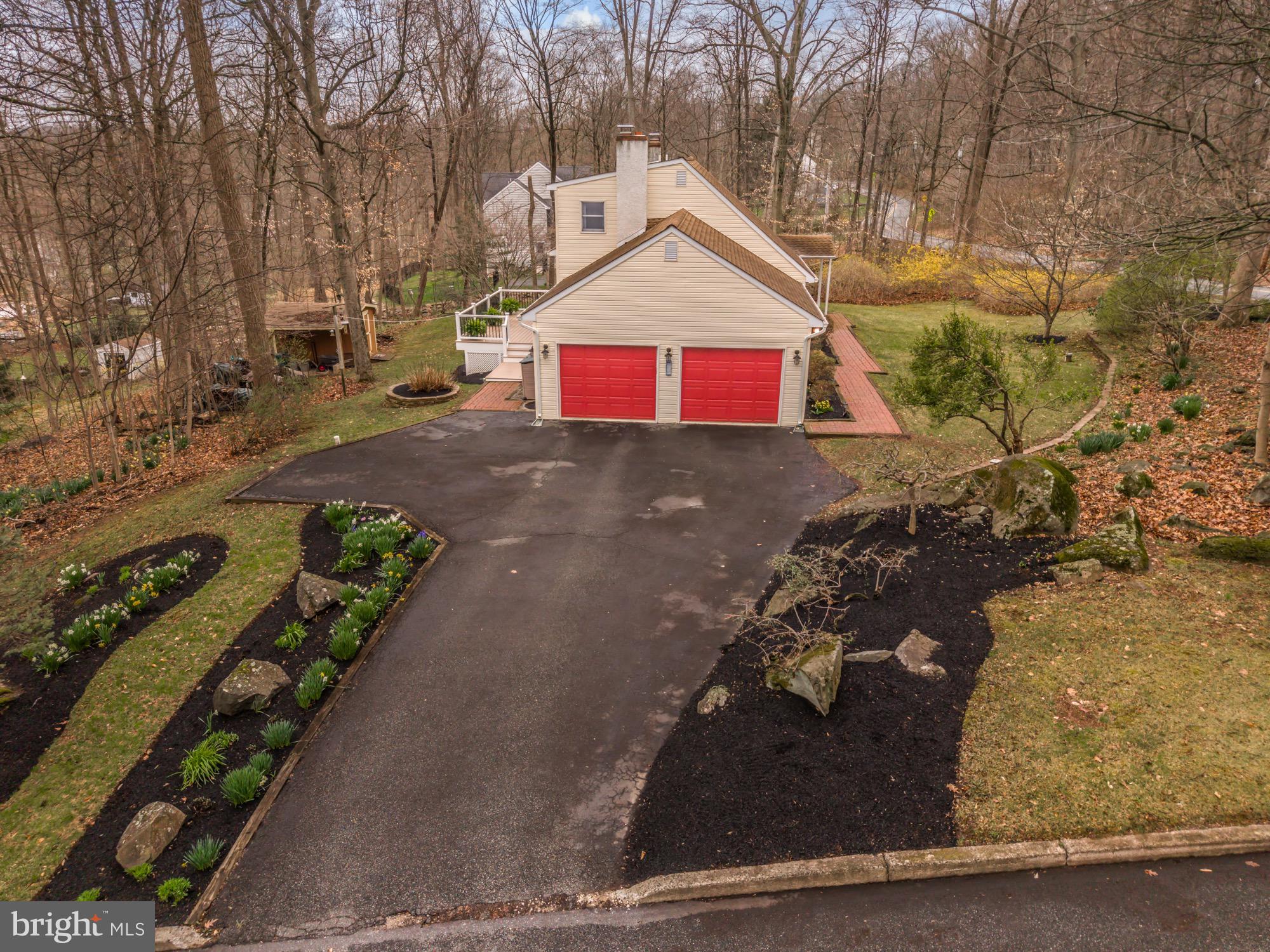 121 Snyder Road Pottstown, PA 19464 - Photo 6 of 49