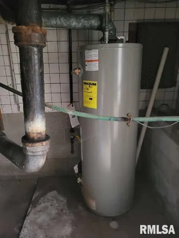 $74,000 | 1413 North Wilson Street, Chillicothe, IL 61523