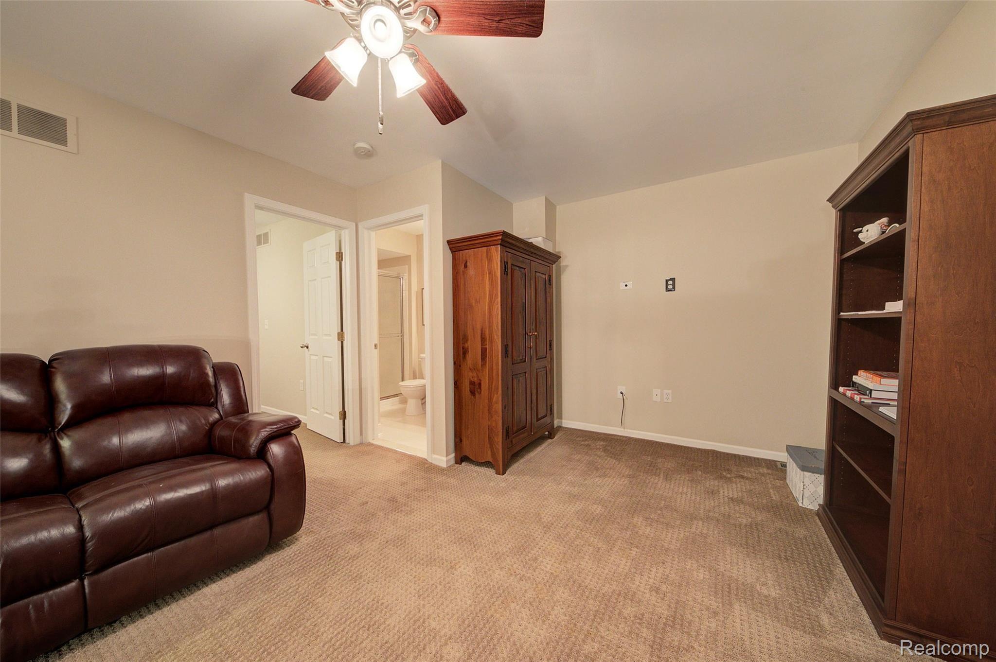 49131 Hawksburry Road Canton, MI 48188 - Photo 28 of 43 28 Loft.jpg