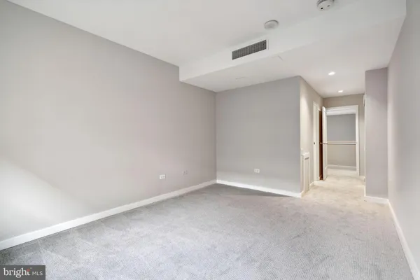 $6,000 | 875 Sansom Street, Unit PH107, Philadelphia, PA 19107