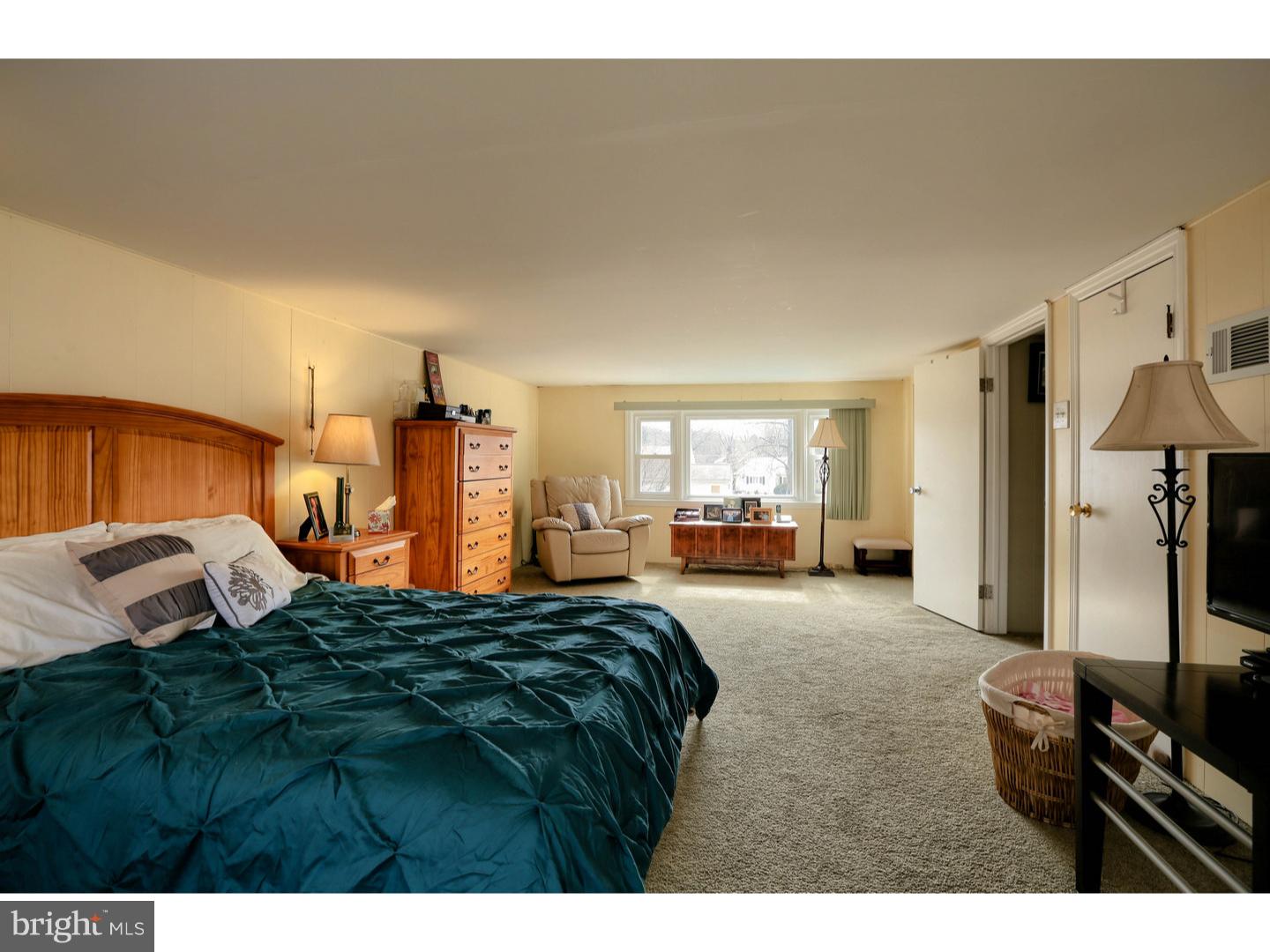 886 Woodlane Road Mount Holly, NJ 08060 - Photo 12 of 24 Gallery Image 12