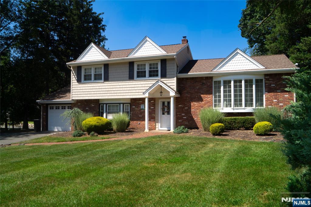 36 Deer Trail Road Hillsdale, NJ 07642 - Photo 1 of 23