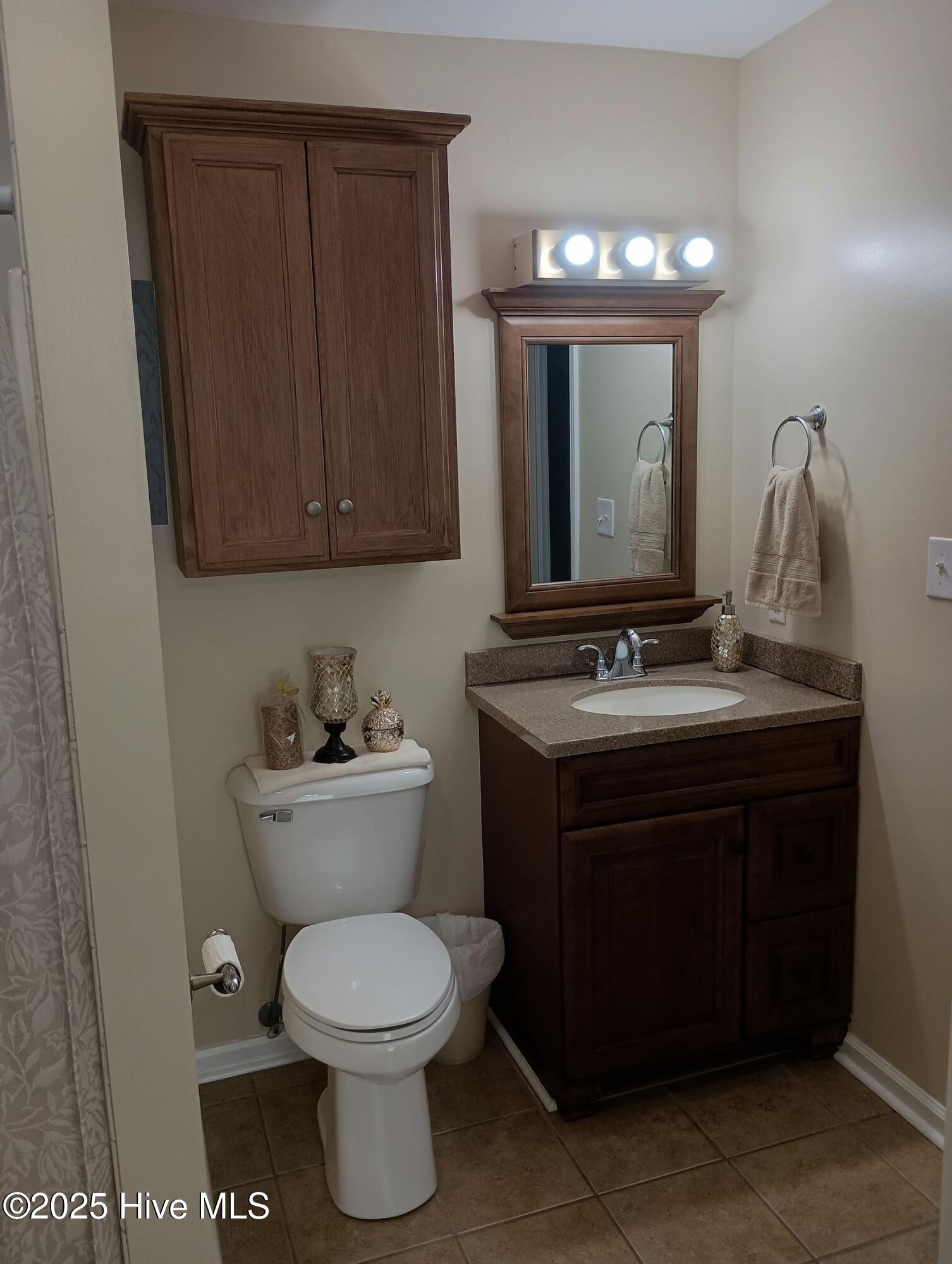 1179 Lake Road Newport, NC 28570 - Photo 13 of 35 .