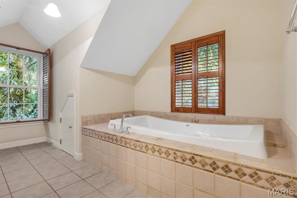 1549 Paradise Valley Drive High Ridge, MO 63049 - Photo 49 of 65 Gallery Image 49