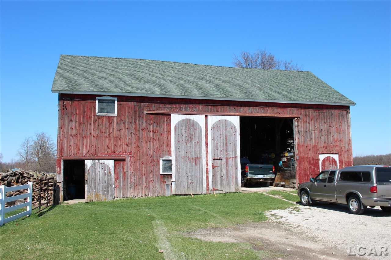12483 Hogan Road Clinton, MI 49236 - Photo 38 of 46 31286127-37.JPG
