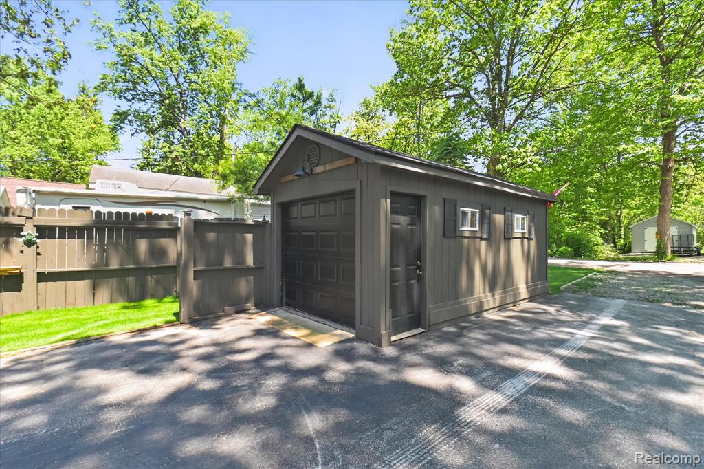 6415 Riverdale Road Whitmore Lake, MI 48189 - Photo 55 of 62
