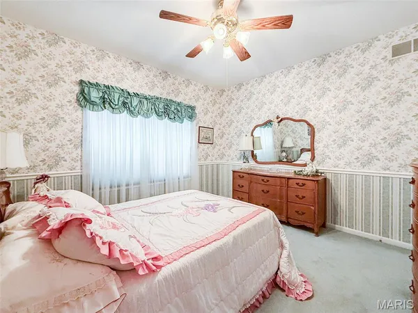 $425,000 | 1026 Thornbury Place, O'Fallon, IL 62269