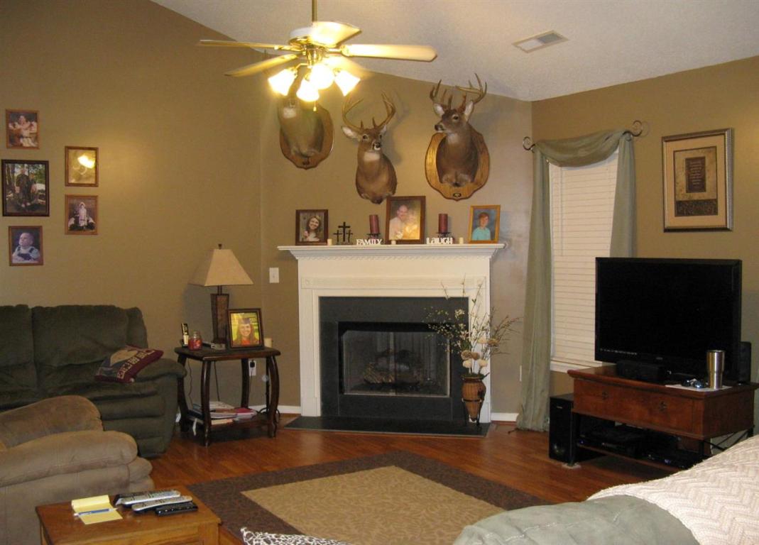 206 Hannah Circle Anderson, SC 29621 - Photo 2 of 21