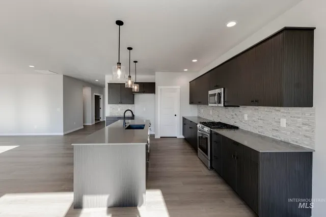 $694,990 | 5433 West Yarnell Street, Eagle, ID 83616