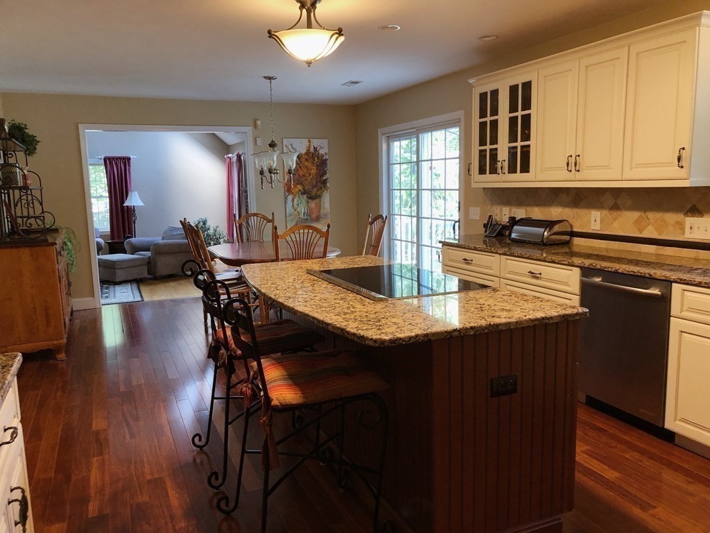 28 Kimball Road Hopkinton, MA 01748 - Photo 3 of 29 Gallery Image 3