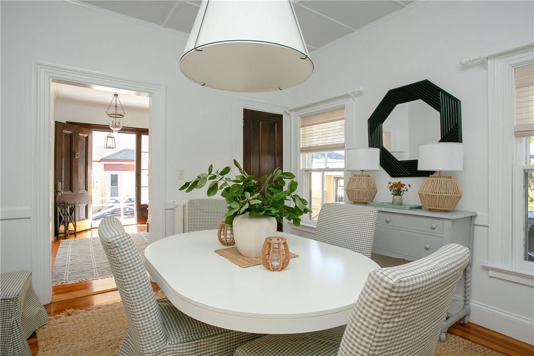 46 Corne Street Newport, RI 02840 - Photo 13 of 36 Dining room
