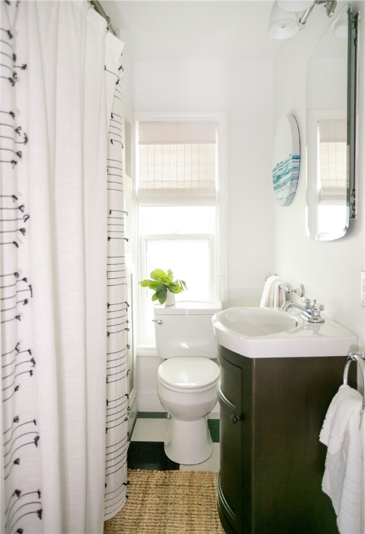 46 Corne Street Newport, RI 02840 - Photo 16 of 36 Full bath- first floor