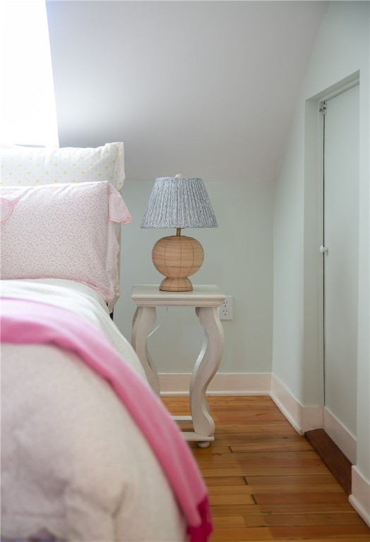 46 Corne Street Newport, RI 02840 - Photo 24 of 36 2nd upstairs bedroom