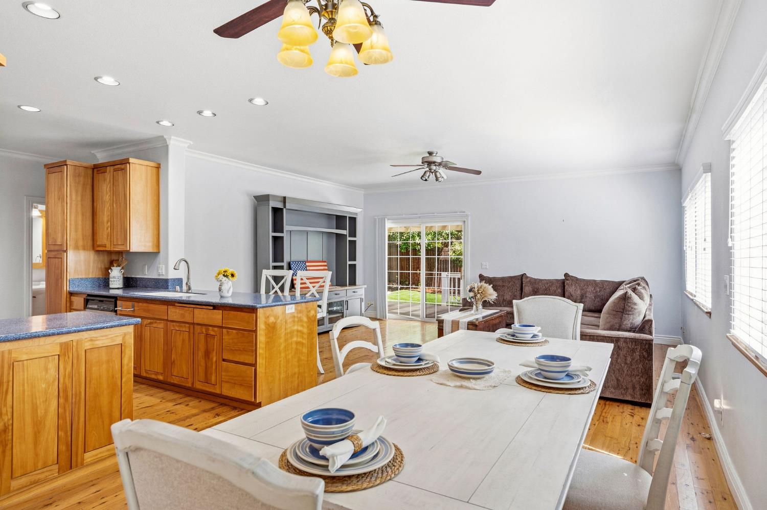 7617 Heather Road Fair Oaks, CA 95628 - Photo 10 of 59