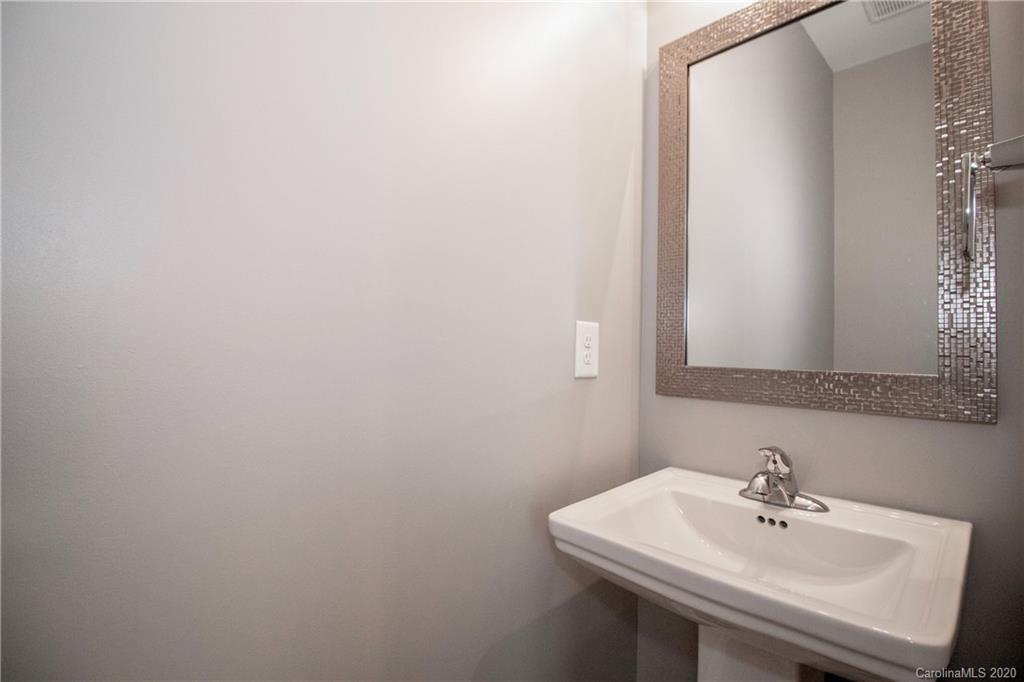 1082 Shiloh Road Claremont, NC 28610 - Photo 17 of 38 Gallery Image 17