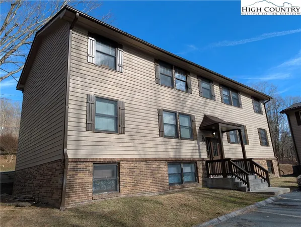 $190,000 | 137 Stoneybrook Court, Unit 102, Boone, NC 28607