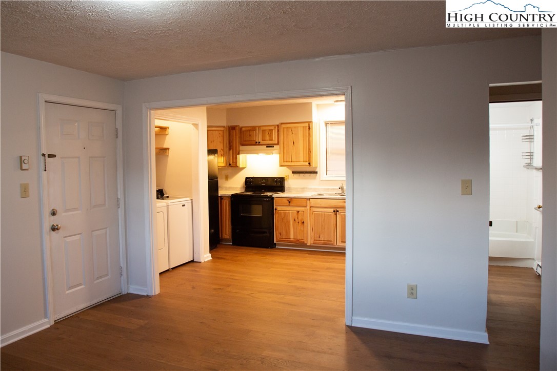 137 Stoneybrook Court, Unit 102 Boone, NC 28607 - Photo 9 of 20