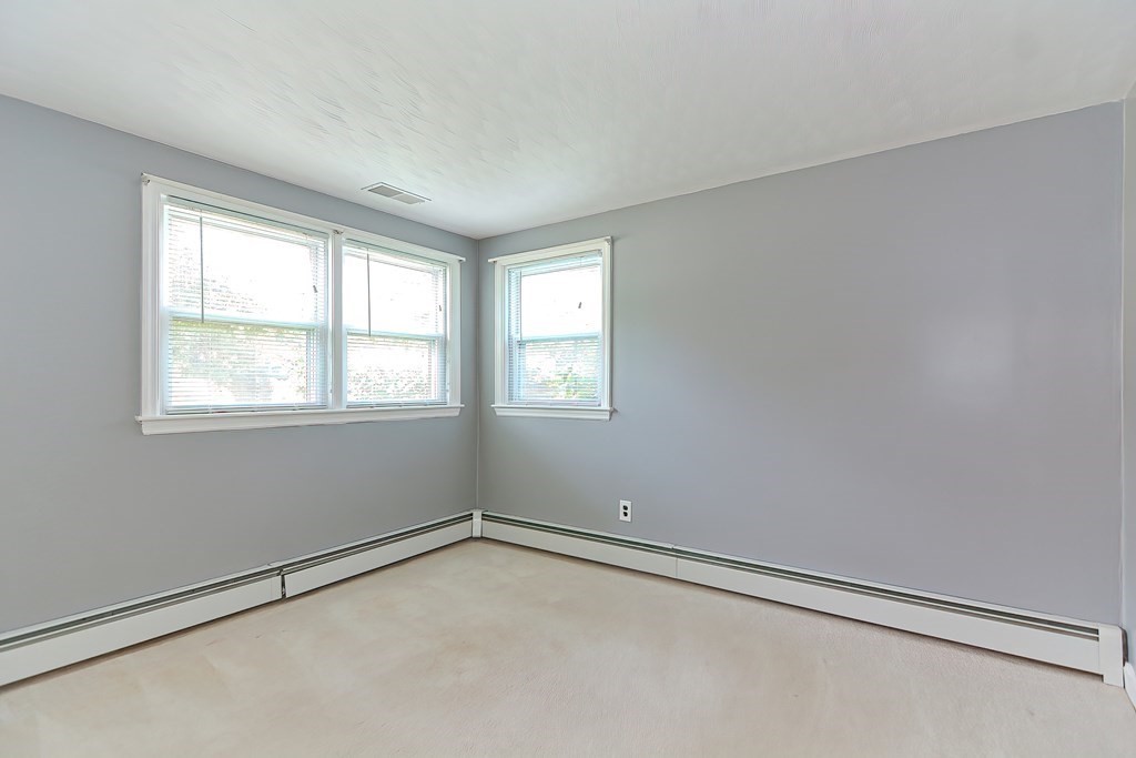 29 Westlake Road Natick, MA 01760 - Photo 16 of 40 Gallery Image 16