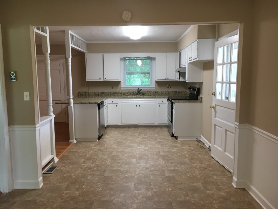 104 State Rd S-42-2895 Inman, SC 29349 - Photo 10 of 17