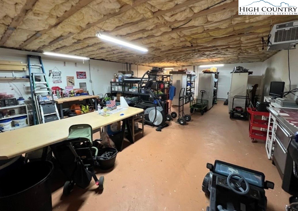 229 Spring Brook Road Newland, NC 28657 - Photo 28 of 38