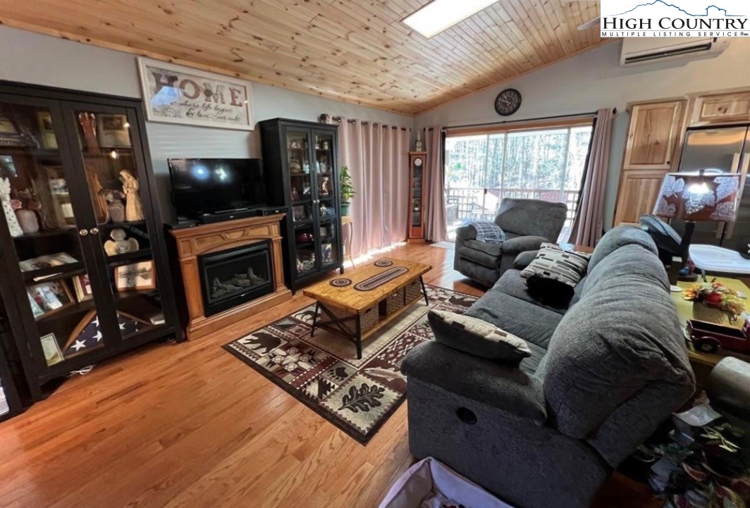 229 Spring Brook Road Newland, NC 28657 - Photo 3 of 38