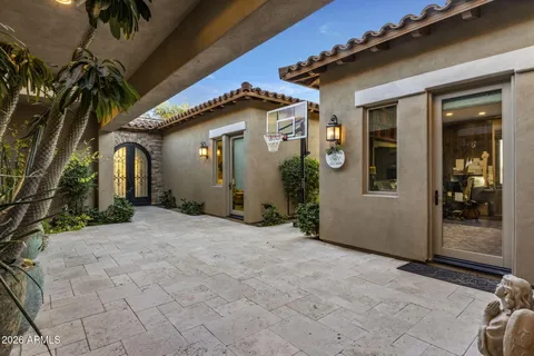$2,399,000 | 7592 East Camino Salida Del Sol, Scottsdale, AZ 85266