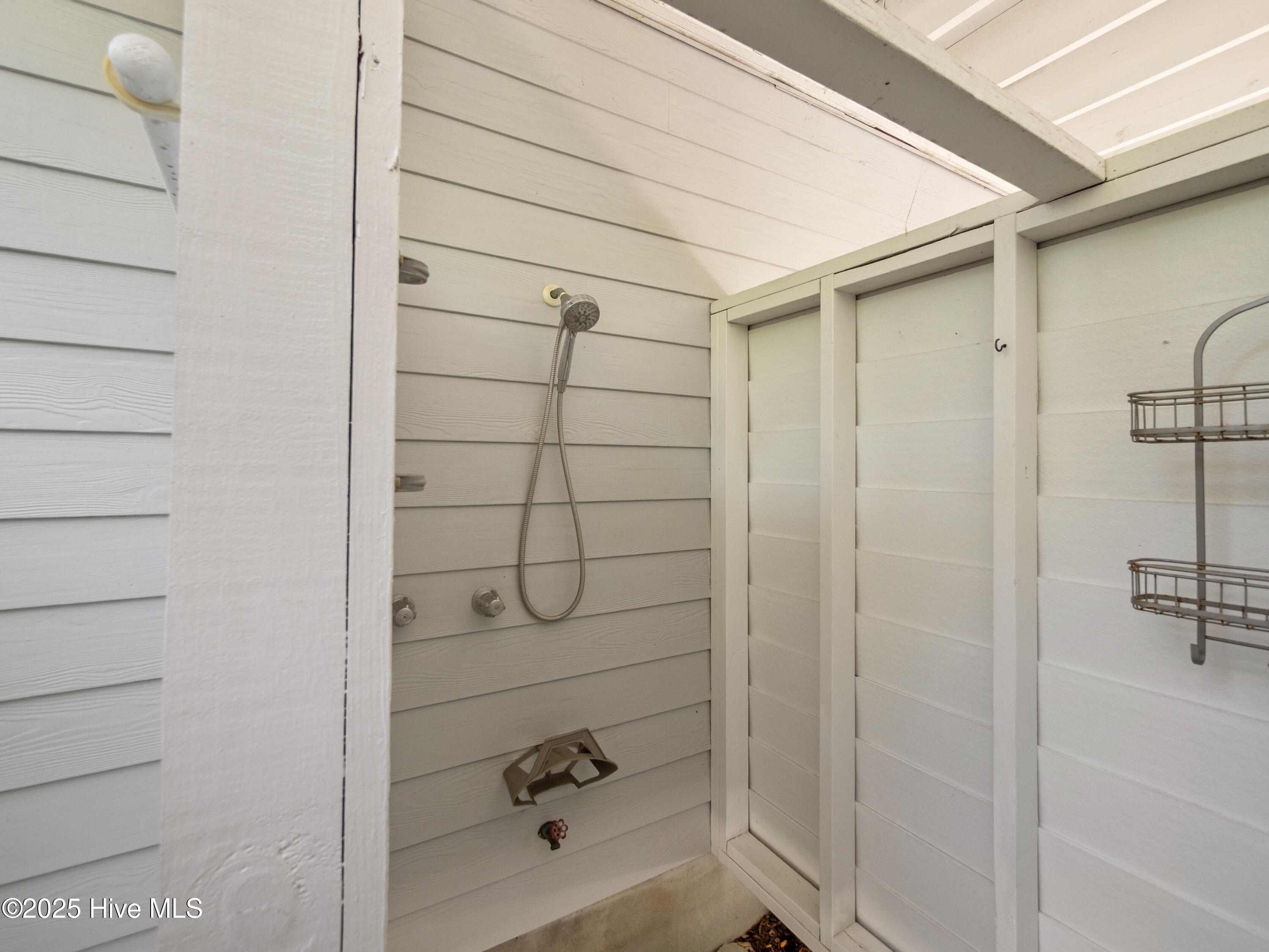 113 Sea Gull Road Emerald Isle, NC 28594 - Photo 31 of 53 download_84