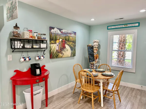 $950,000 | 113 Sea Gull Road, Emerald Isle, NC 28594