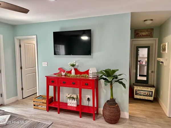 $950,000 | 113 Sea Gull Road, Emerald Isle, NC 28594