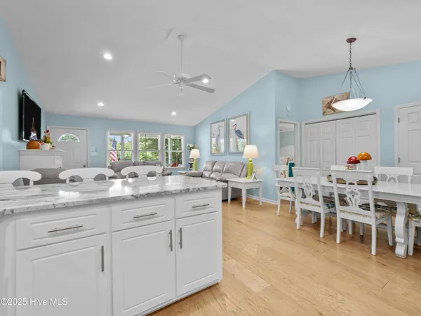 $950,000 | 113 Sea Gull Road, Emerald Isle, NC 28594