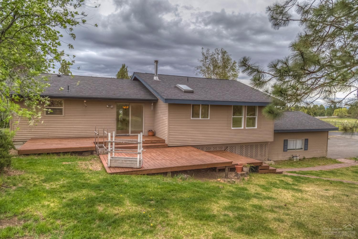 61850 Dobbin Road Bend, OR 97702 - Photo 23 of 25 Additional Photo
