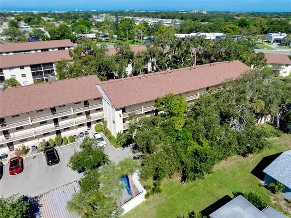 $174,500 | 2280 Stickney Point Road, Unit 432, Sarasota, FL 34231