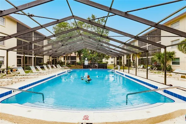 $174,500 | 2280 Stickney Point Road, Unit 432, Sarasota, FL 34231