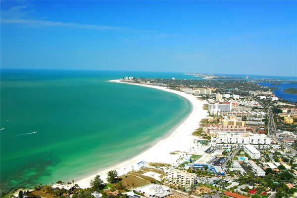 $174,500 | 2280 Stickney Point Road, Unit 432, Sarasota, FL 34231
