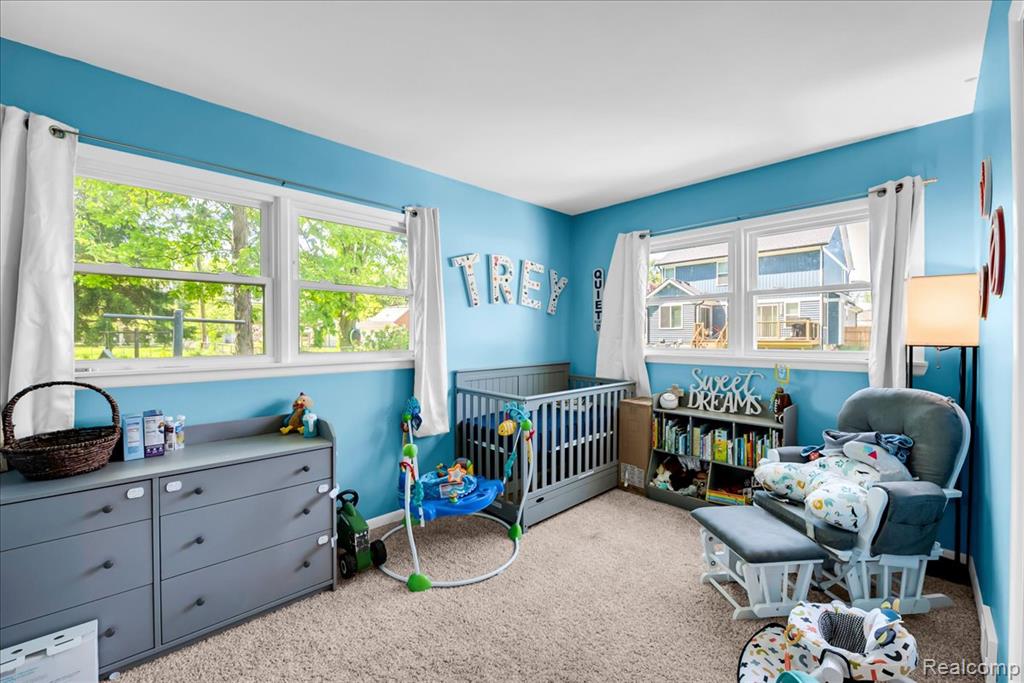 39401 Long Street Harrison Township, MI 48045 - Photo 12 of 18