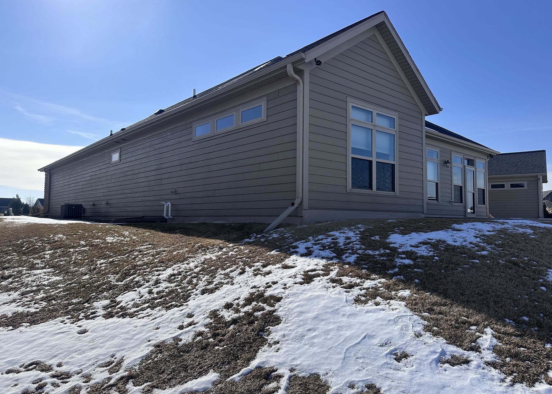 159 Bedford Road Green Bay, WI 54311 - Photo 8 of 49