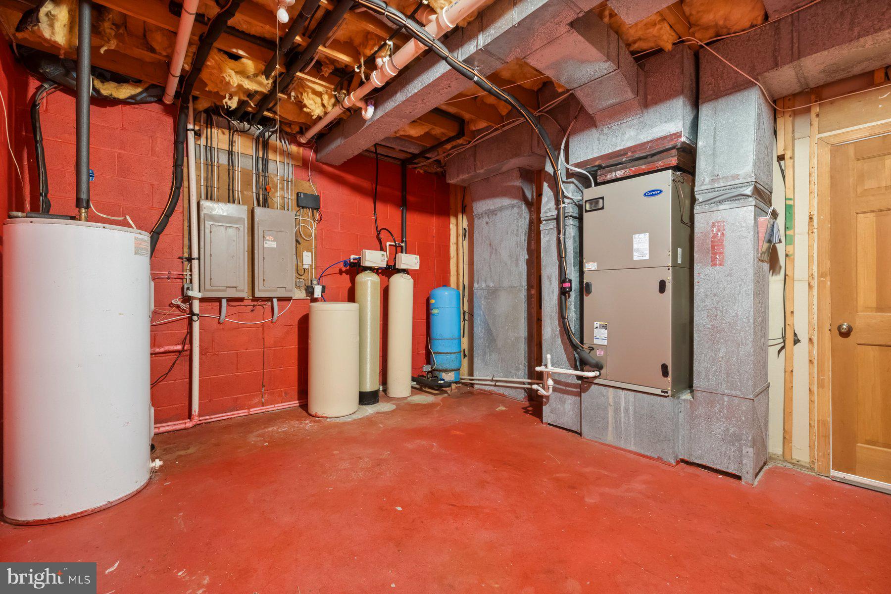 370 South River Landing Road, Unit 370 Edgewater, MD 21037 - Photo 42 of 64 a view of a room with gym equipment