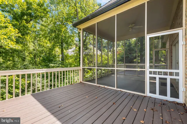 a view of a tennis court