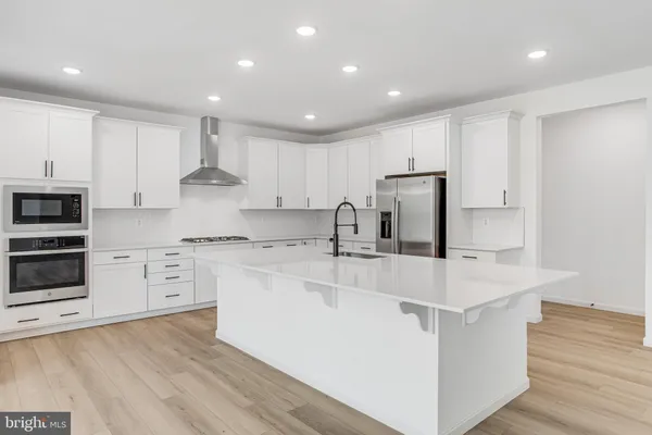 $799,999 | 217 Camwood Court, Fredericksburg, VA 22405