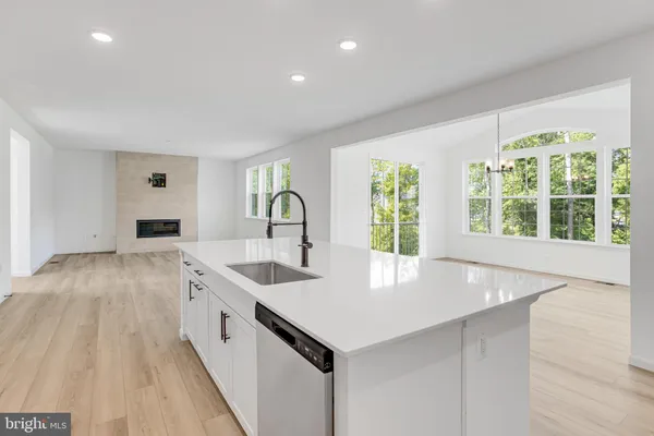 $799,999 | 217 Camwood Court, Fredericksburg, VA 22405