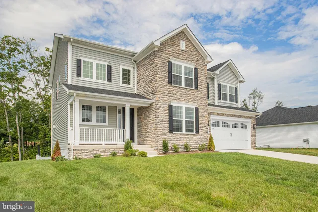 $809,999 | 217 Camwood Court, Fredericksburg, VA 22405