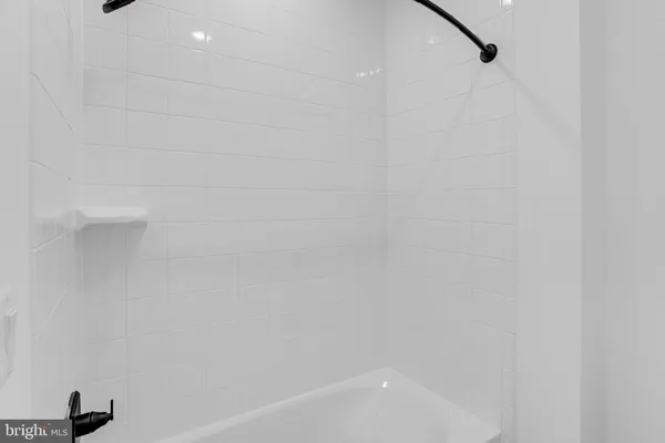 $799,999 | 217 Camwood Court, Fredericksburg, VA 22405