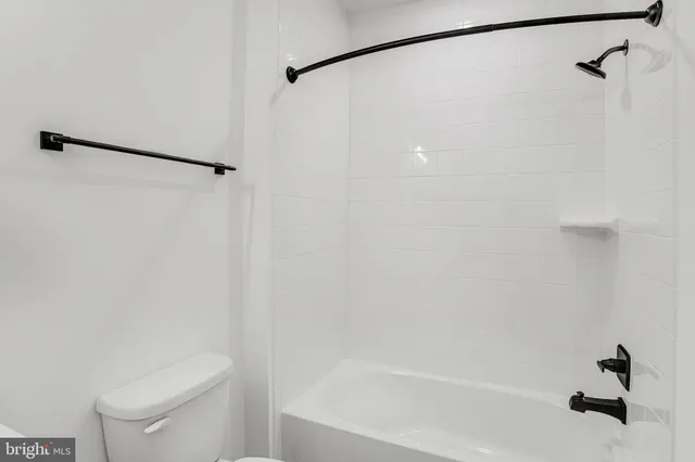 $809,999 | 217 Camwood Court, Fredericksburg, VA 22405