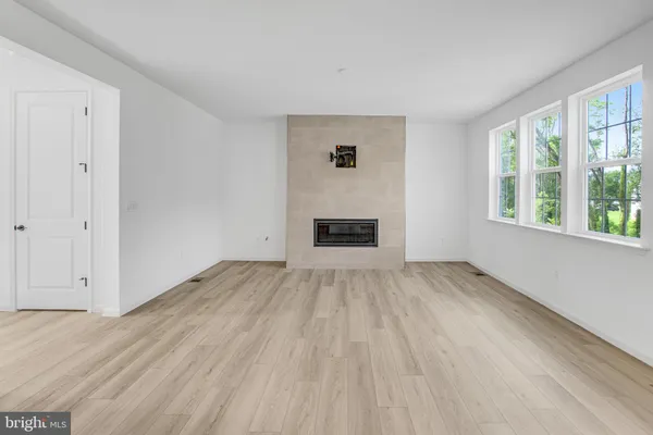 $799,999 | 217 Camwood Court, Fredericksburg, VA 22405