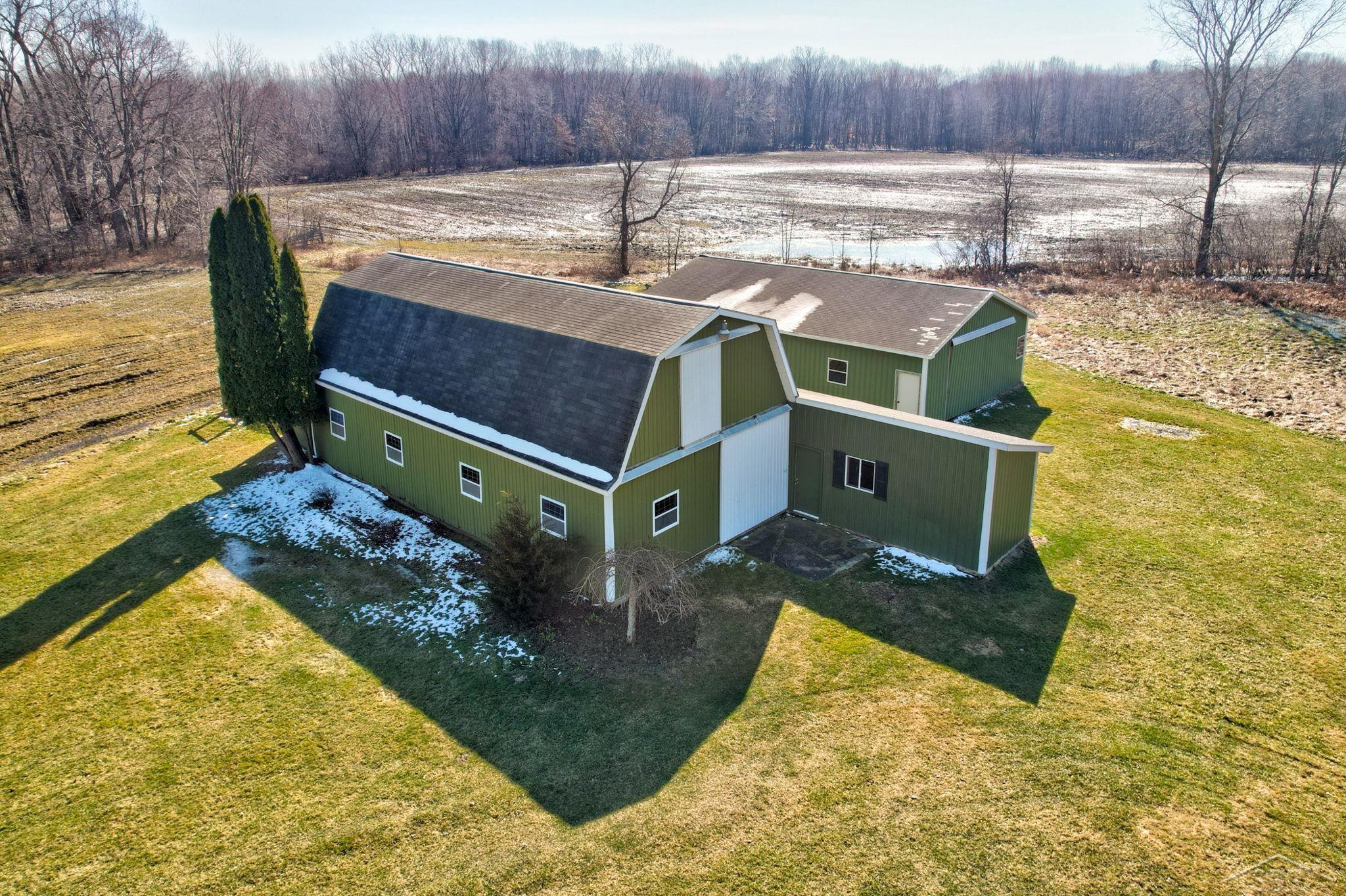 6262 Curtis Road Bridgeport, MI 48722 - Photo 65 of 82 50135942-2ba12535-61b7-4e4f-a74b-5922f70d0e6b.JPG