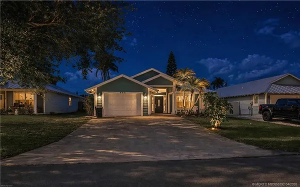 $499,000 | 896 Southwest 34th Terrace, Palm City, FL 34990