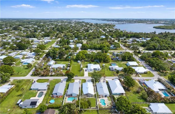 $499,000 | 896 Southwest 34th Terrace, Palm City, FL 34990